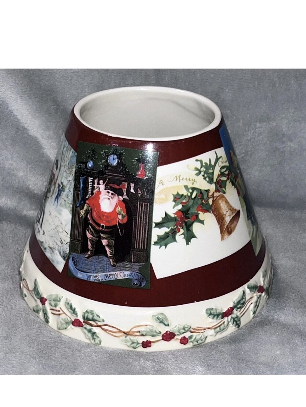 Yankee Candle‎ Santa & Holly Ceramic Tree Collar in Red and White